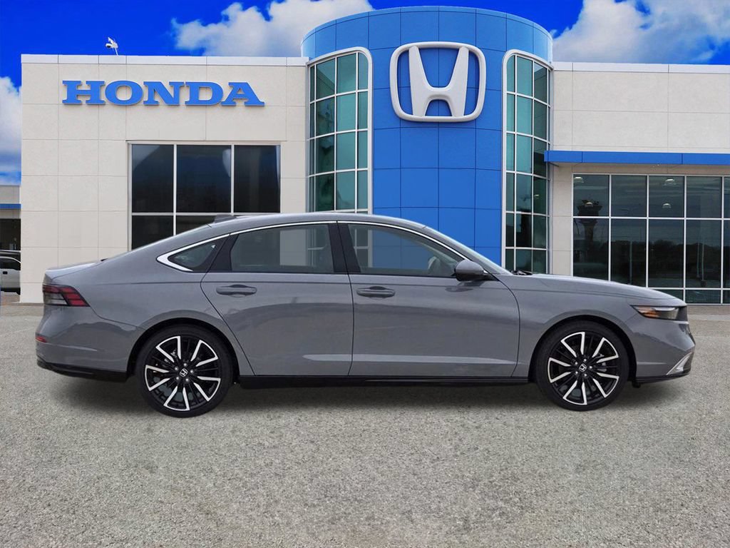 New 2026 Honda Accord Touring image 2