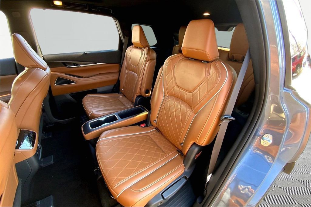 Used 2023 INFINITI QX60 Autograph w/ Cargo Package image 16