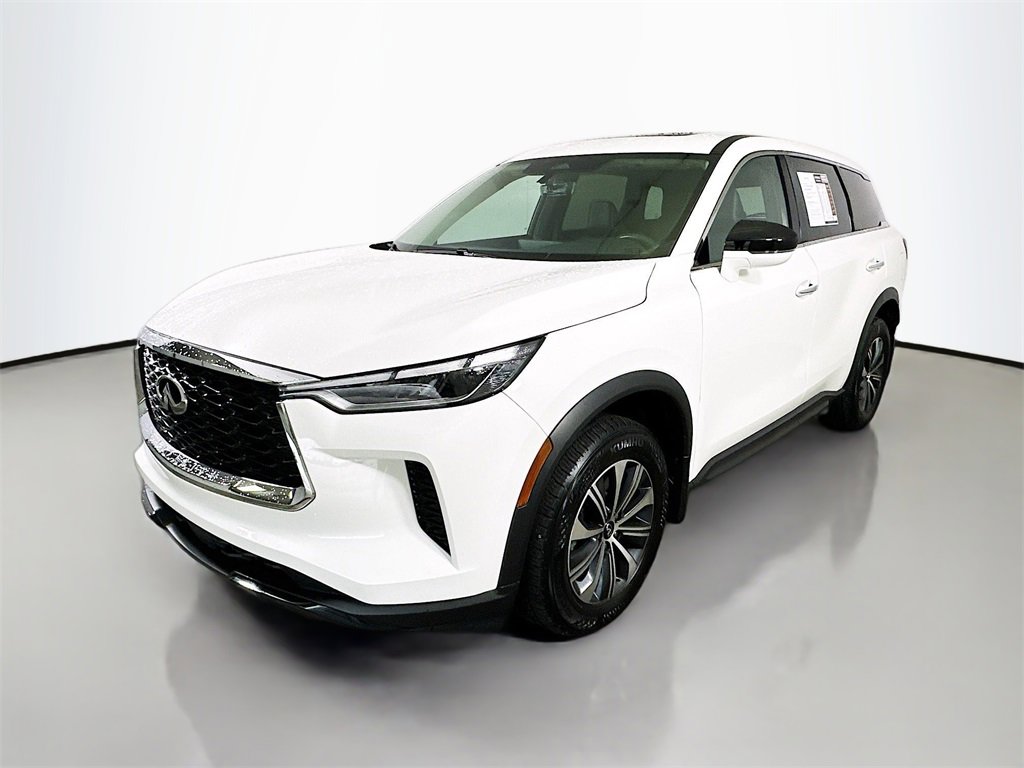 Used 2025 INFINITI QX60 Pure image 3