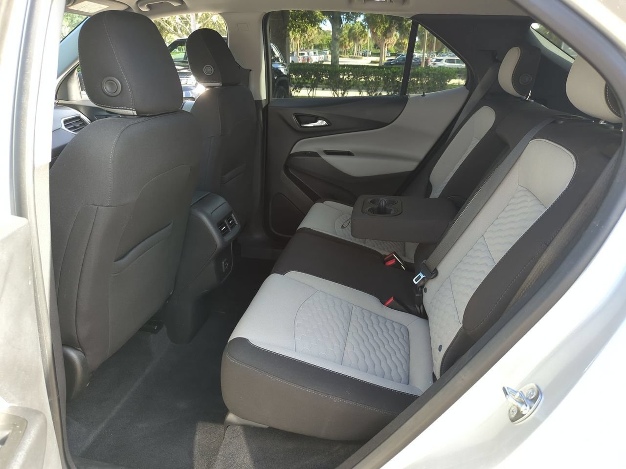 Certified 2020 Chevrolet Equinox LS w/ LS Convenience Package FWD image 21