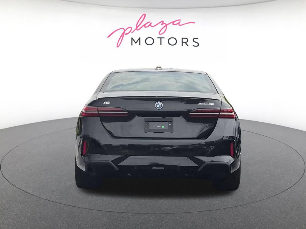 New 2027 BMW i5 xDrive40 w/ M Sport Package AWD/4WD image 6