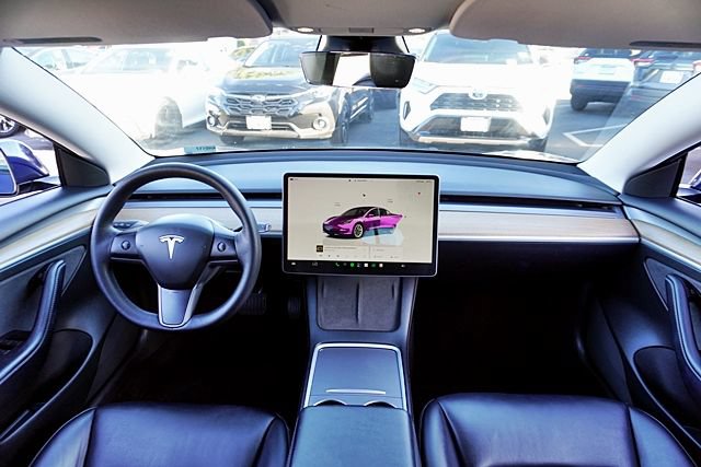 Used 2022 Tesla Model 3 Long Range AWD/4WD image 19