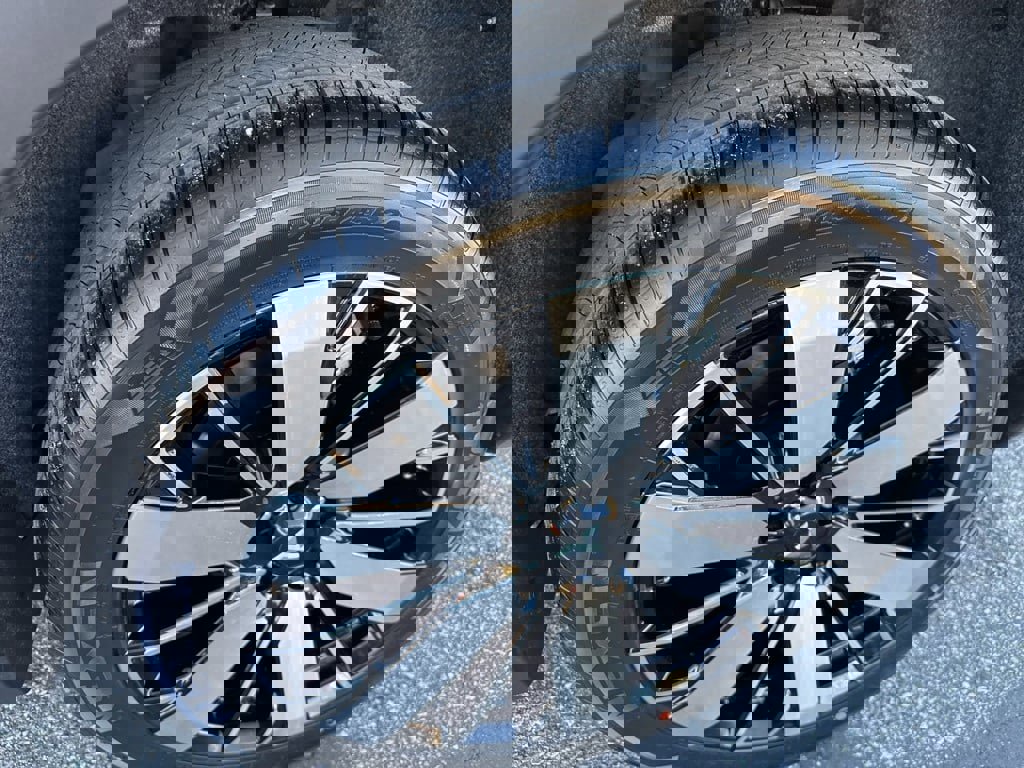 New 2025 Mitsubishi Outlander SE image 11