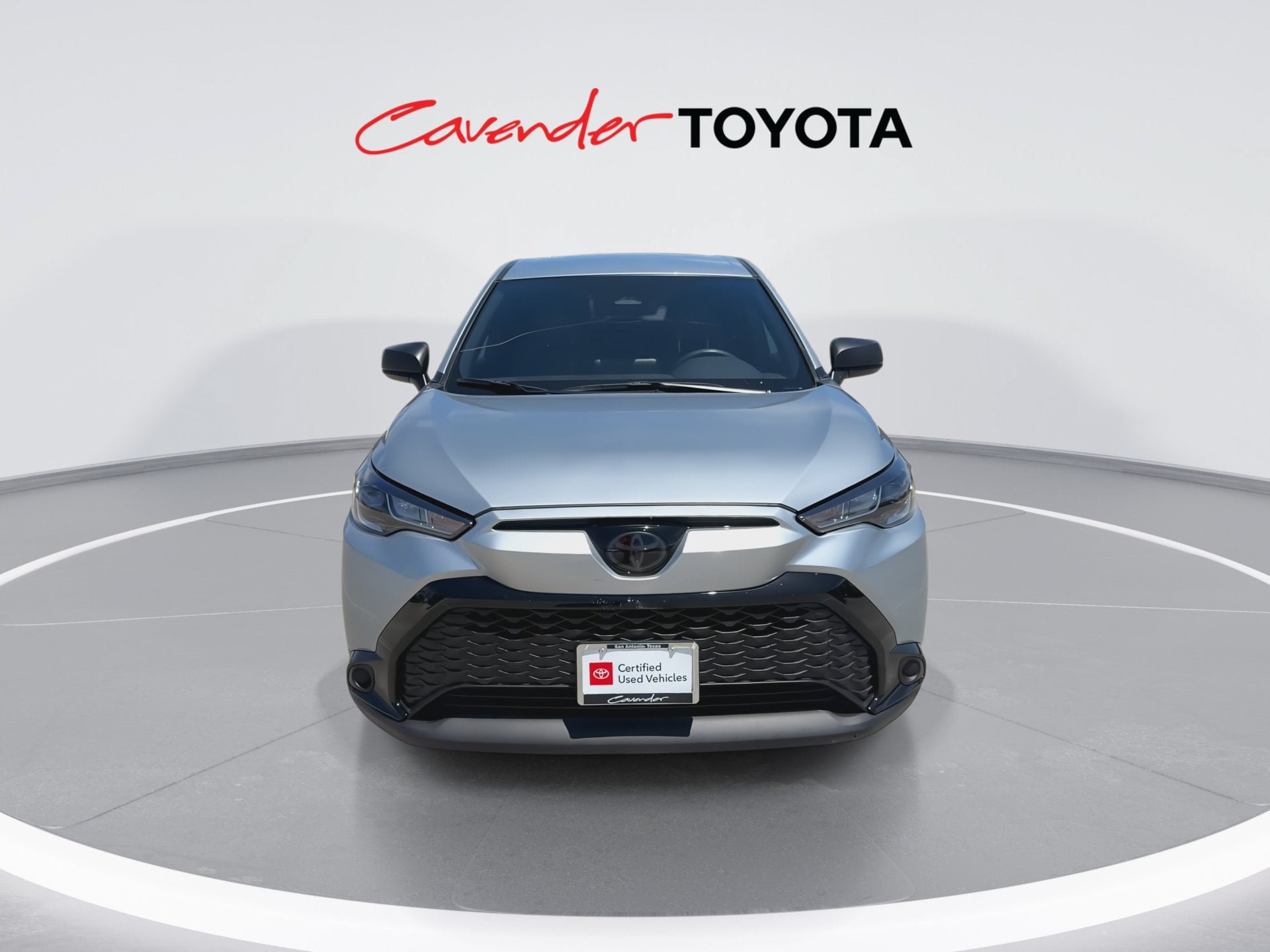 Used 2025 Toyota Corolla Cross AWD Hybrid image 3