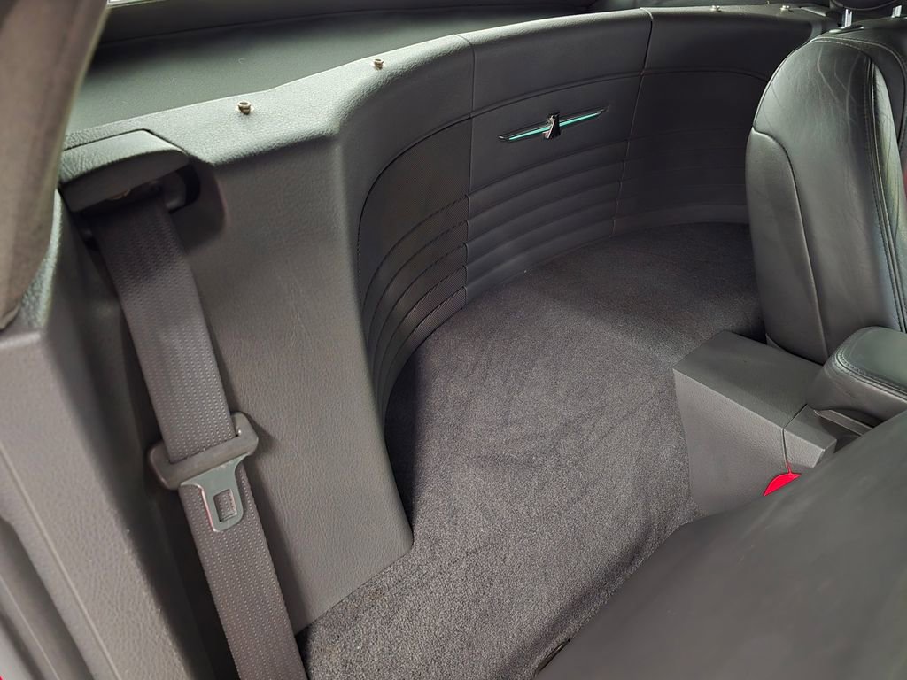 Used 2002 Ford Thunderbird image 35