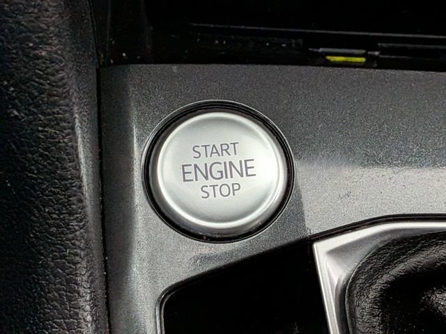 Used 2022 Volkswagen Tiguan SE R-Line image 25