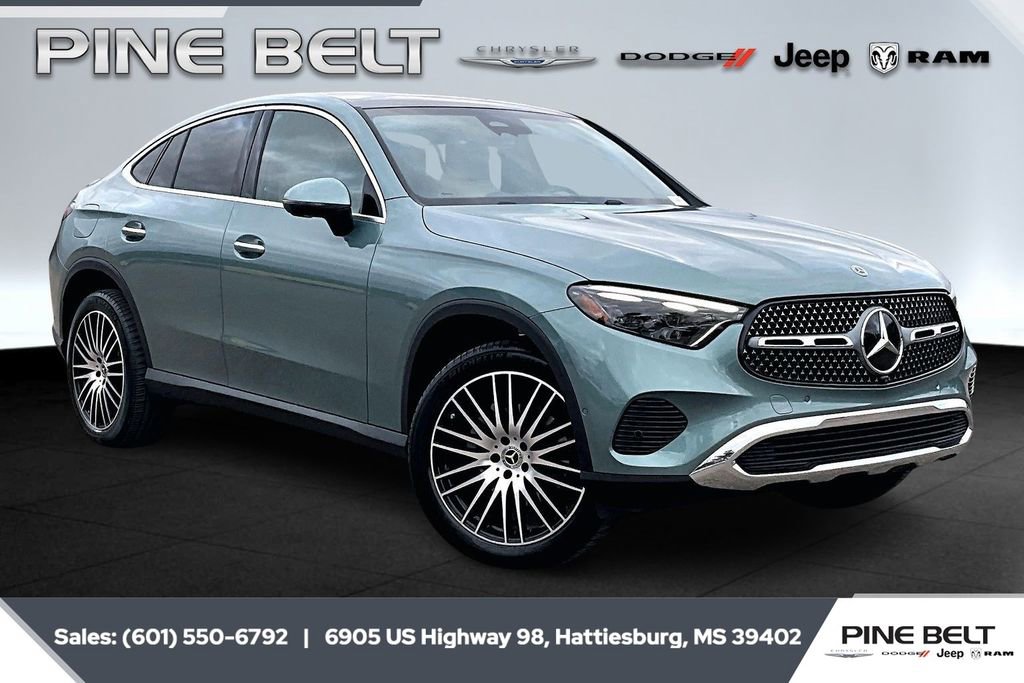 Used 2026 Mercedes-Benz GLC 300 4MATIC image 1