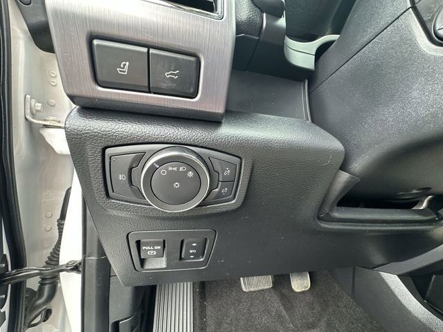 Used 2019 Ford Expedition Platinum image 27