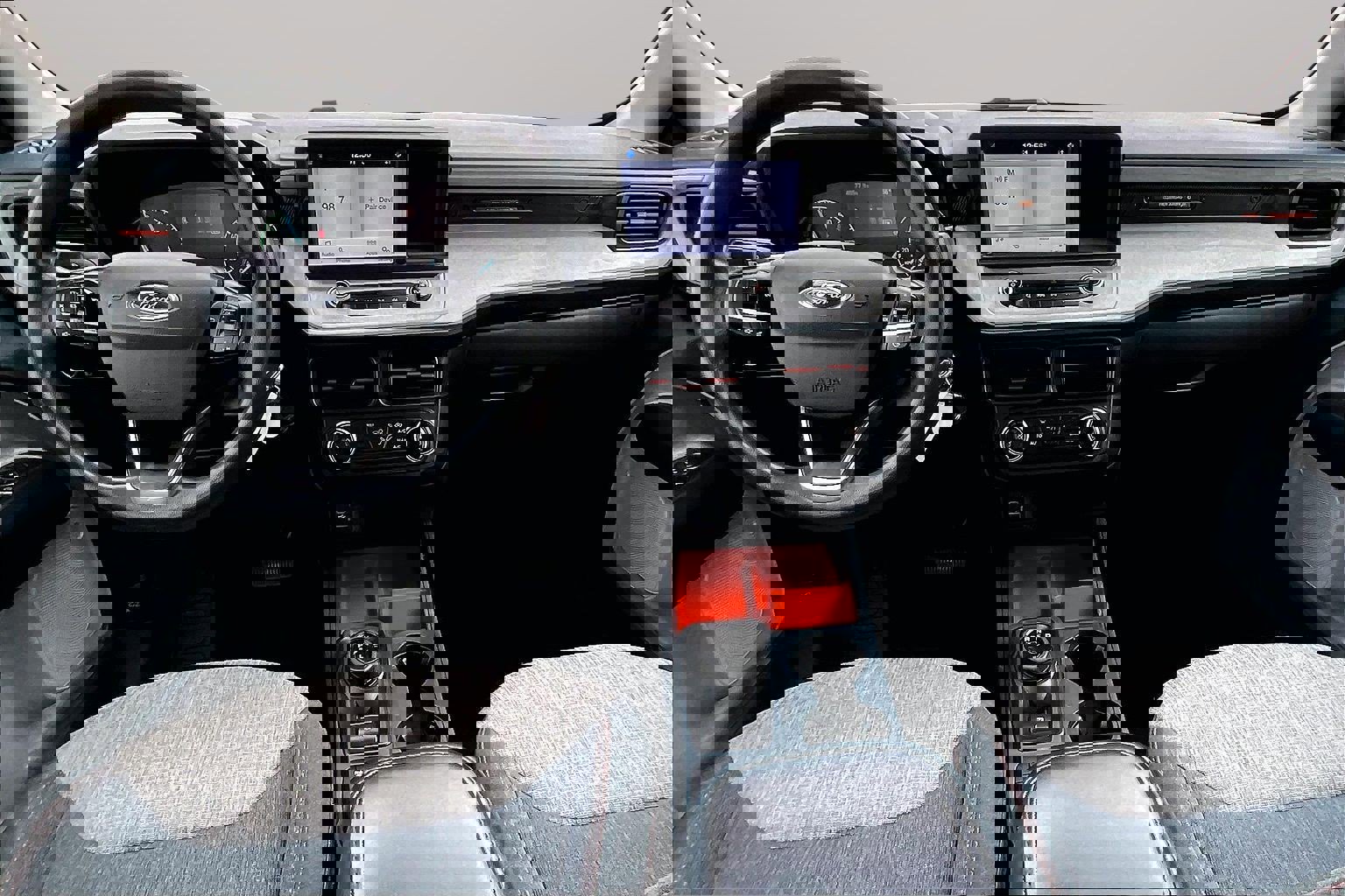 Used 2022 Ford Maverick XLT image 14