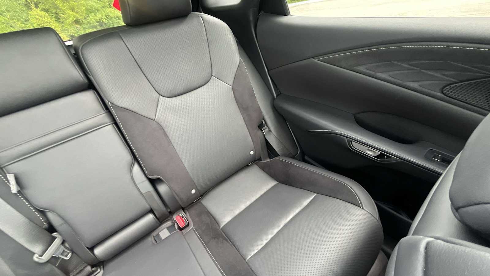 Used 2023 Lexus RX 500h F Sport w/ Cold Area Package AWD/4WD image 36