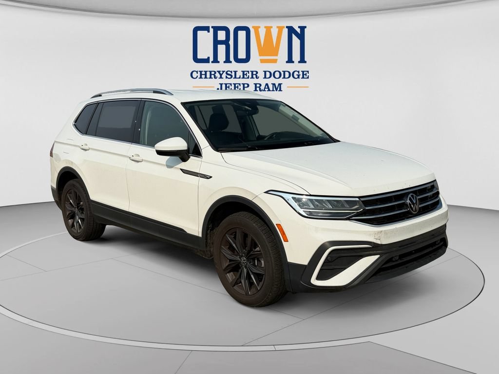 Used 2024 Volkswagen Tiguan SE