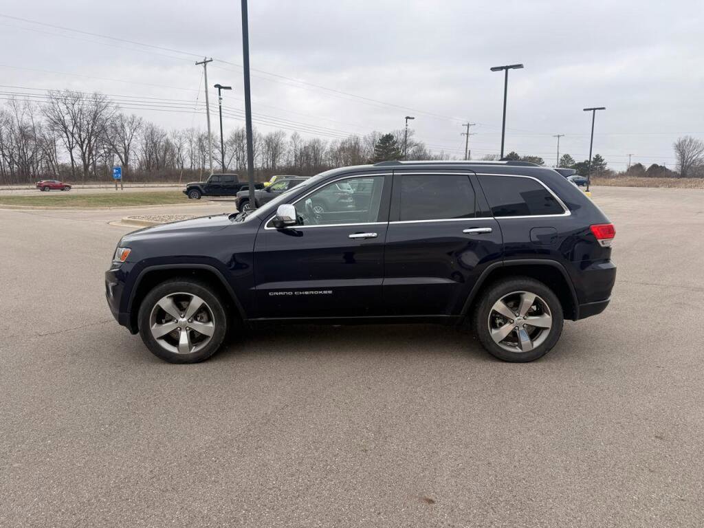 Used 2014 Jeep Grand Cherokee Limited w/ Trailer Tow Group IV image 6