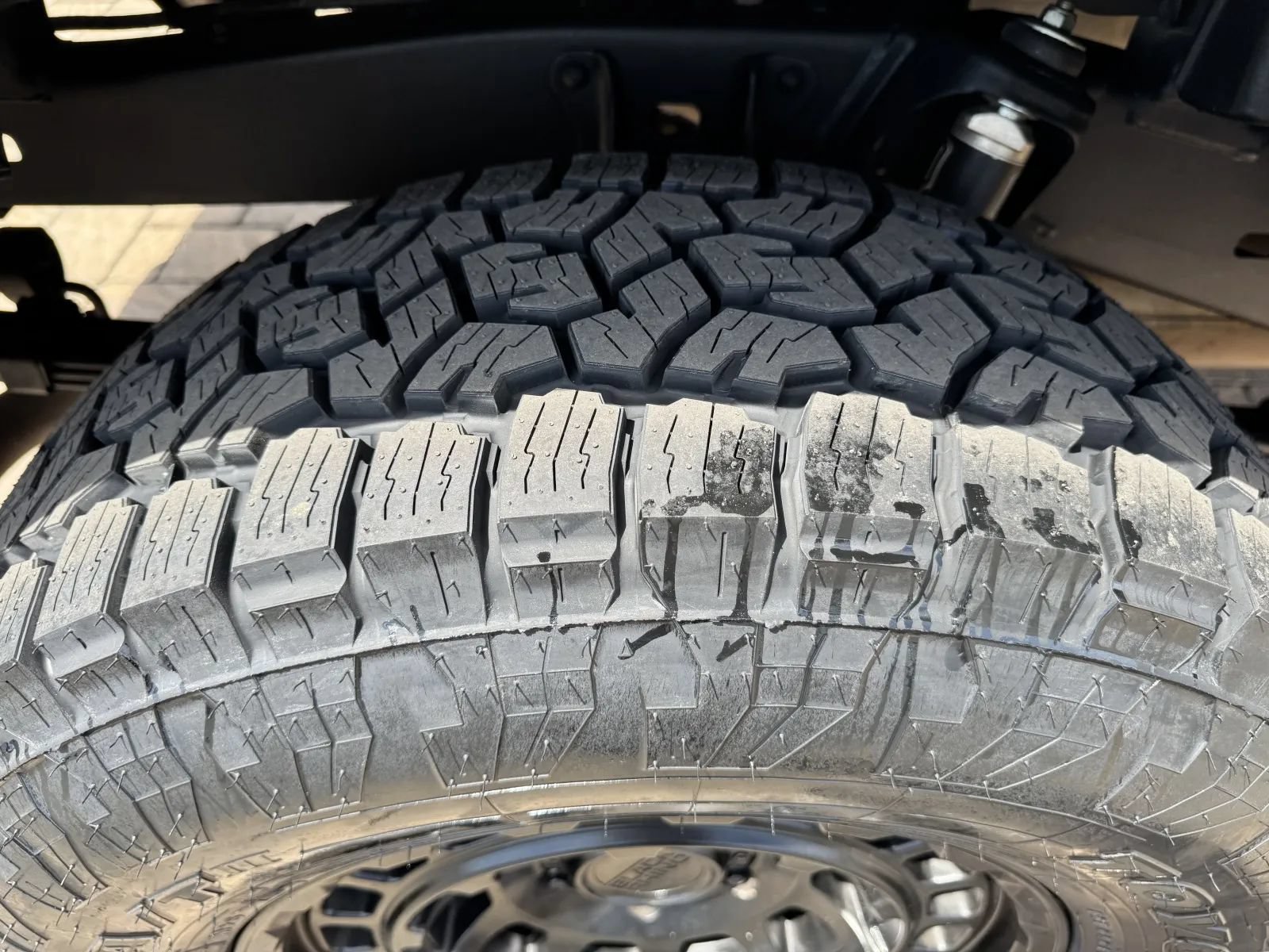Used 2014 Toyota Tacoma 4x4 Double Cab w/ Limited Package image 12