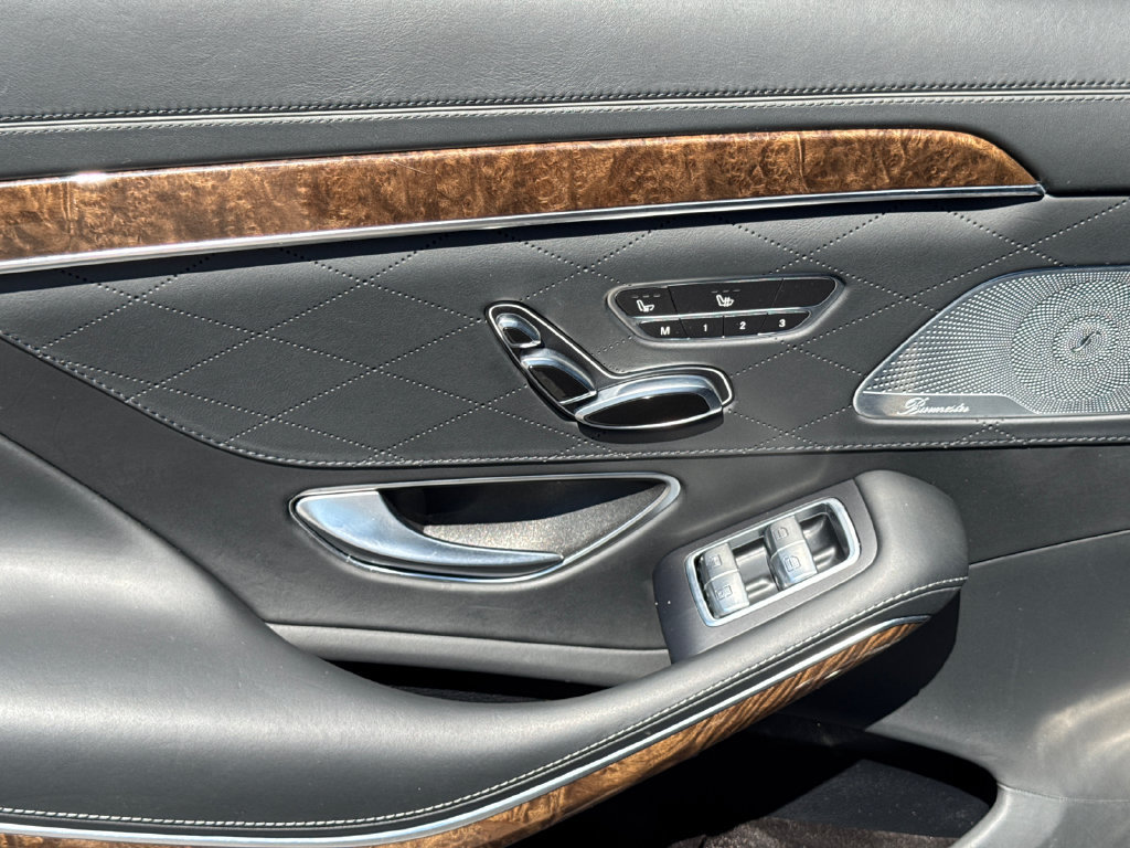 Used 2014 Mercedes-Benz S 550 Sedan image 20