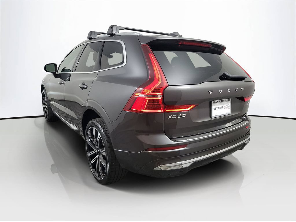Used 2023 Volvo XC60 B5 Ultimate AWD/4WD image 4