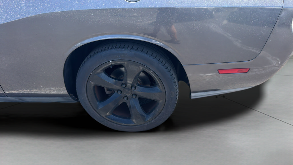 Used 2014 Dodge Challenger R/T Plus RWD image 37
