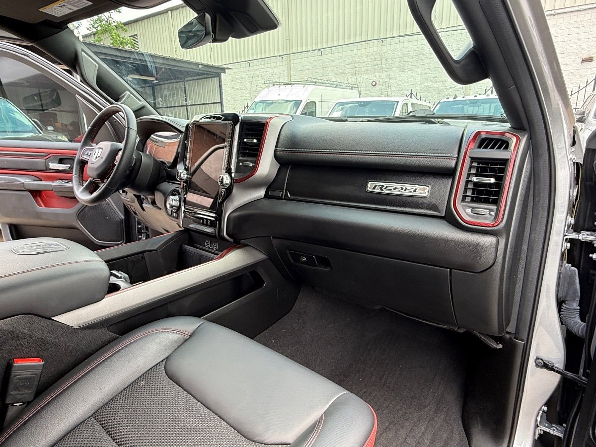 Used 2025 RAM 1500 Rebel w/ Rebel Level 1 Equipment Group AWD/4WD image 18