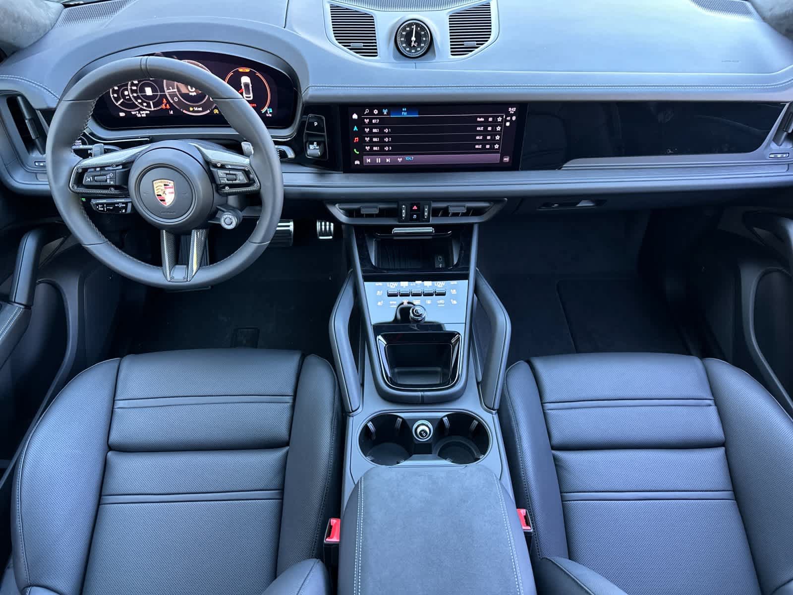 New 2026 Porsche Cayenne GTS AWD/4WD image 6