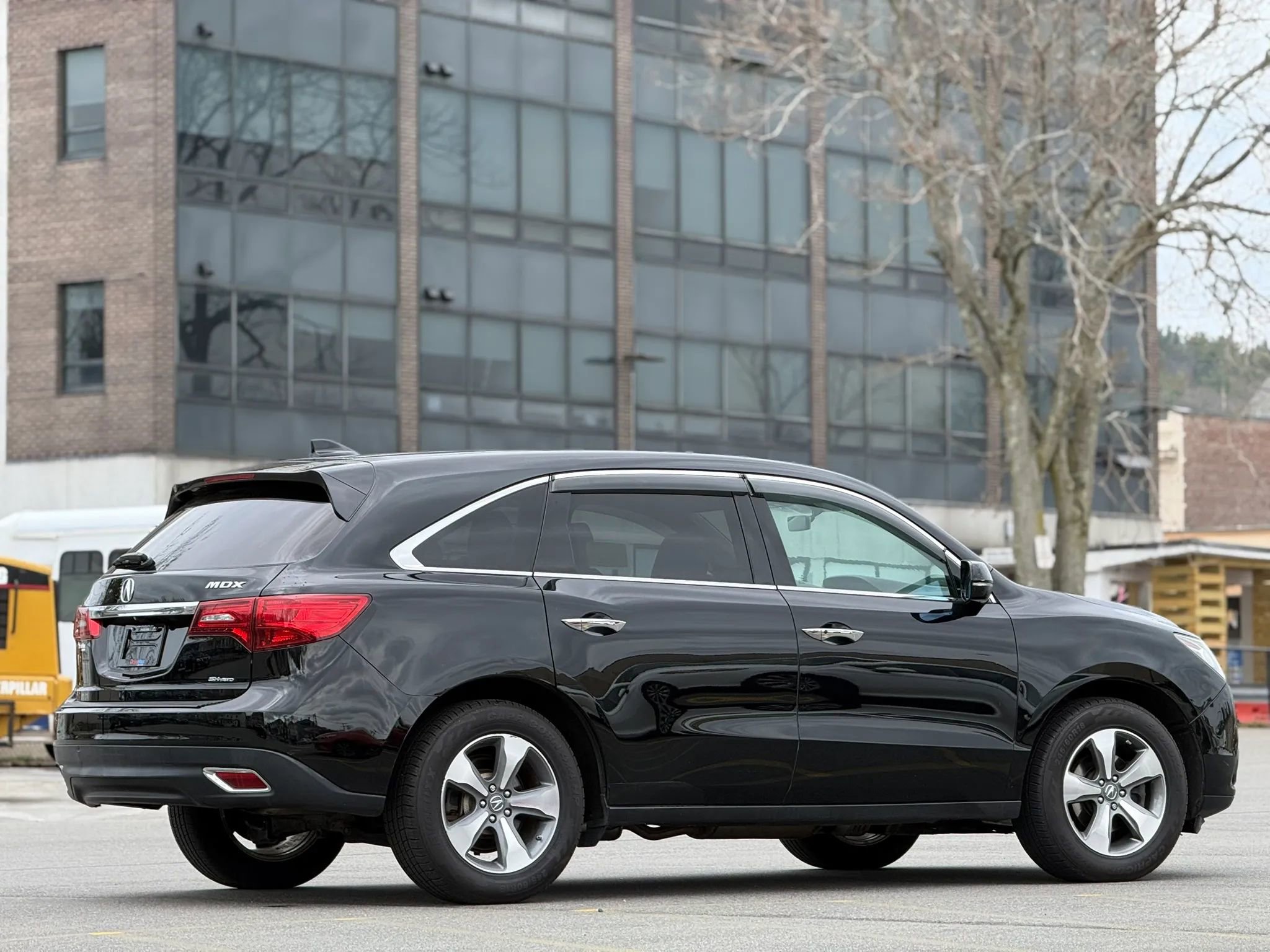 Used 2016 Acura MDX SH-AWD image 25