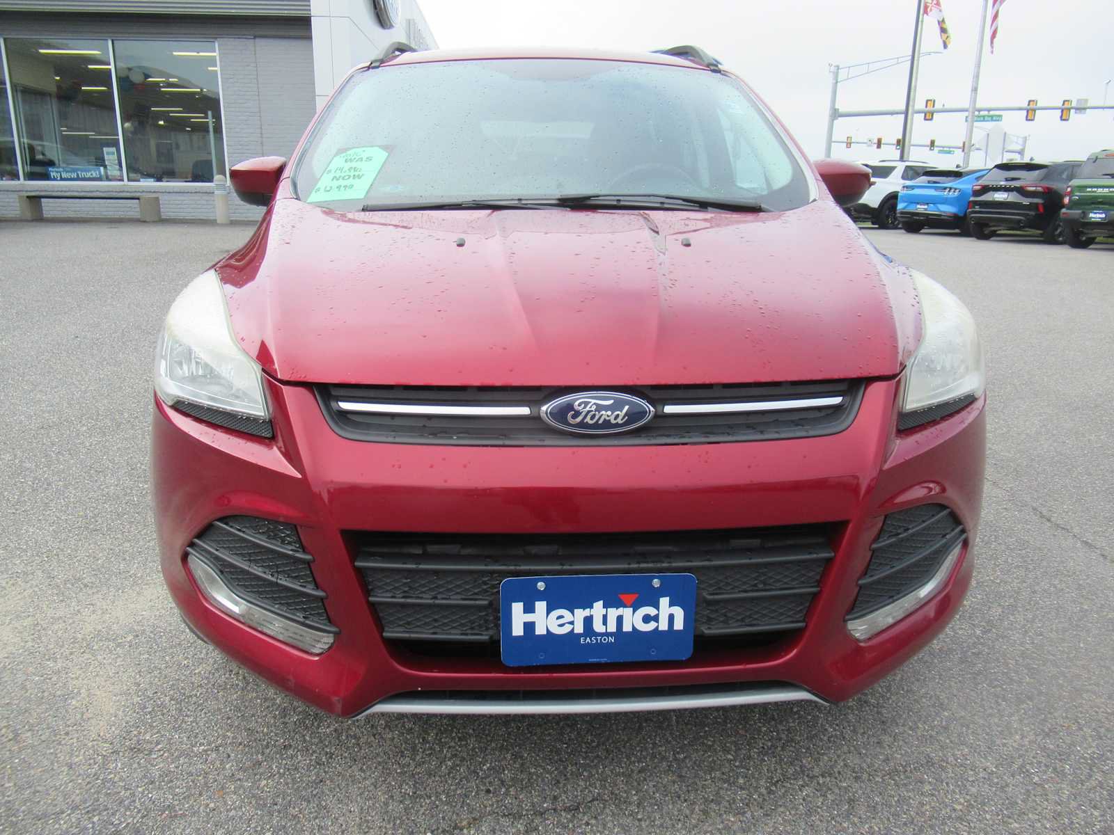 Used 2016 Ford Escape SE w/ Equipment Group 201A FWD image 2
