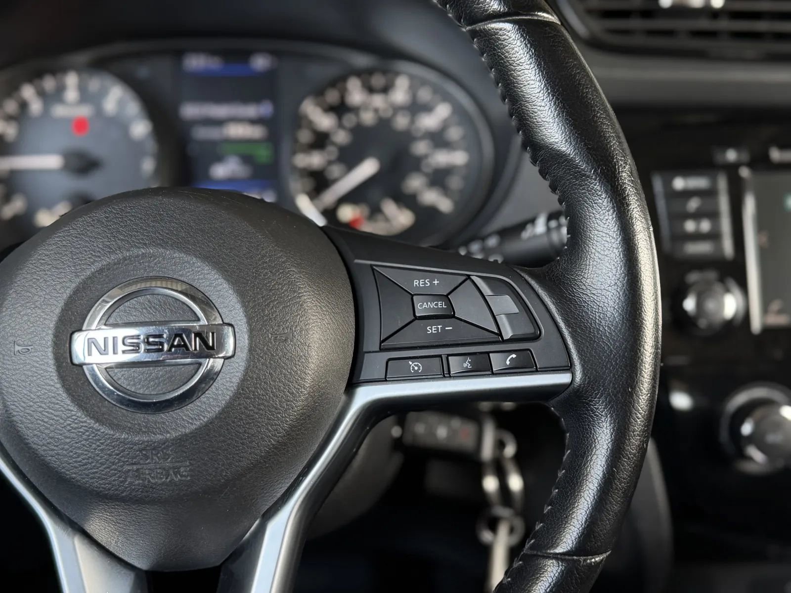 Used 2020 Nissan Rogue S w/ Special Edition Package image 23