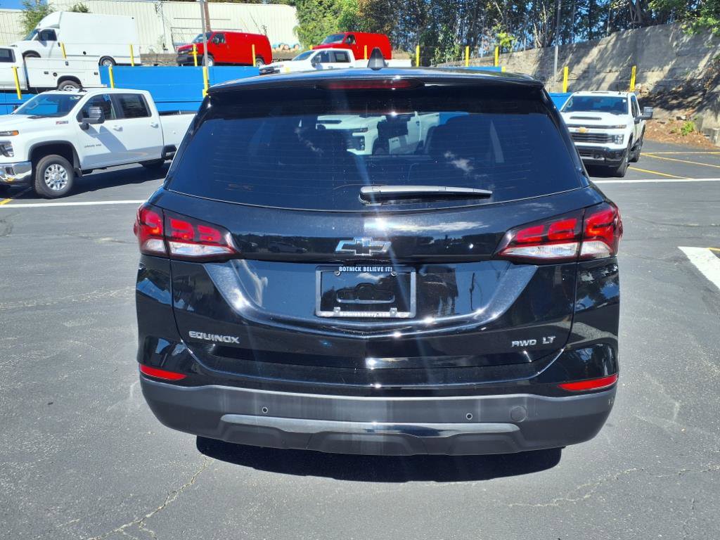 Used 2024 Chevrolet Equinox LT w/ LPO, Floor Liner Package image 8