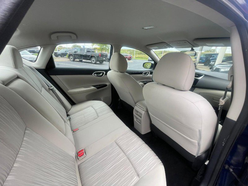 Used 2017 Nissan Sentra SV w/ Driver's Assist Package image 9