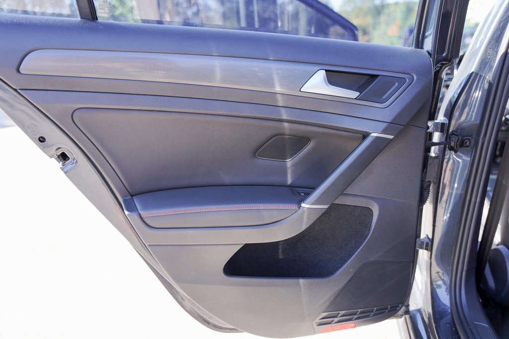 Used 2020 Volkswagen GTI SE image 26