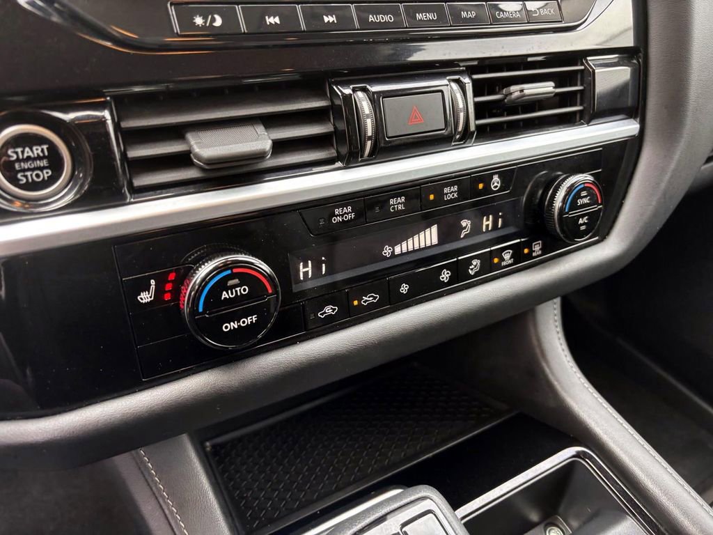 Used 2022 Nissan Pathfinder SL image 22