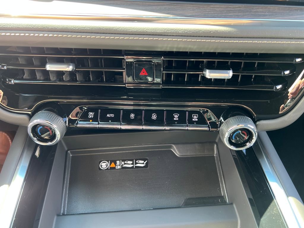New 2026 Chevrolet Suburban Premier w/ Sun And Tow Package image 11