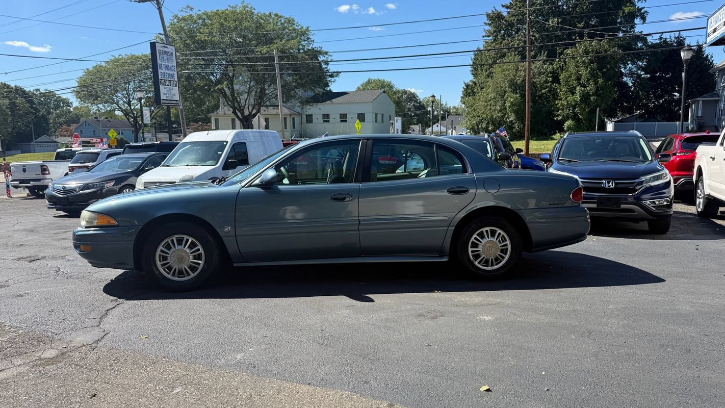 Used 2002 Buick Le Sabre Custom w/ Luxury Pkg FWD image 2