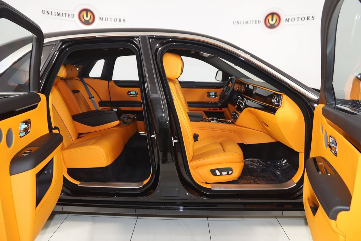 Used 2023 Rolls-Royce Ghost AWD/4WD image 20