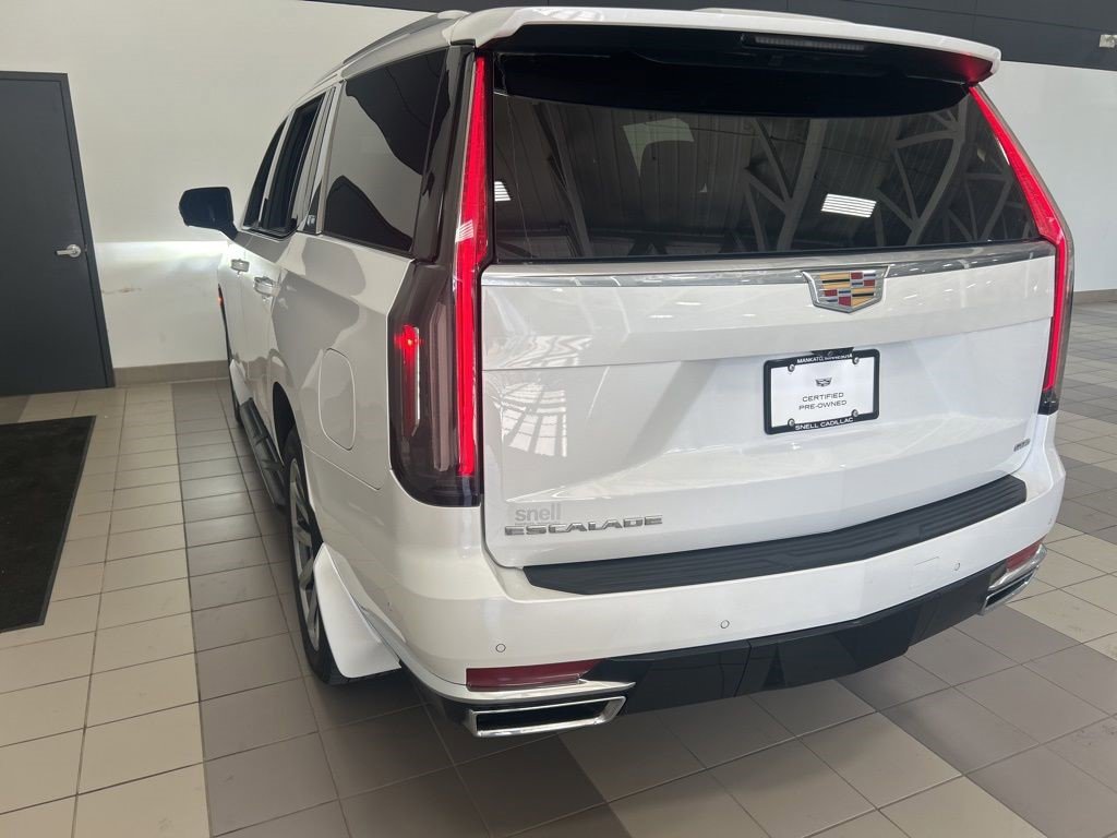 Certified 2022 Cadillac Escalade Premium Luxury Platinum AWD/4WD image 3