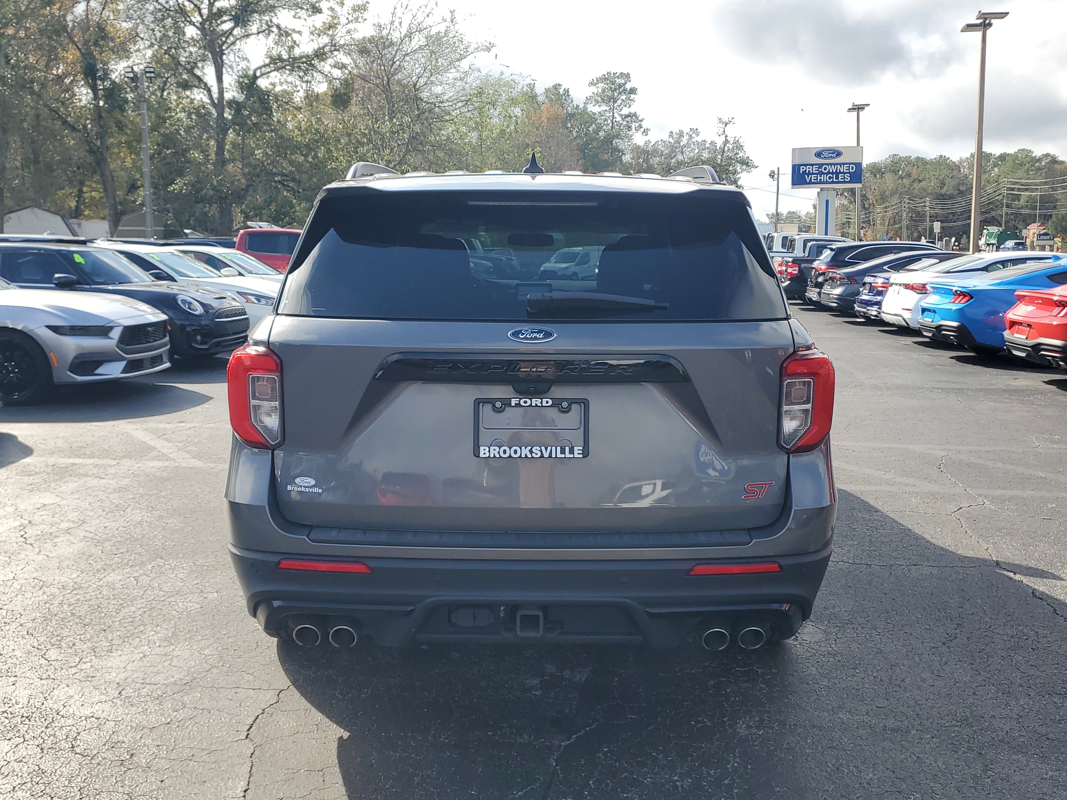 Used 2022 Ford Explorer ST image 5