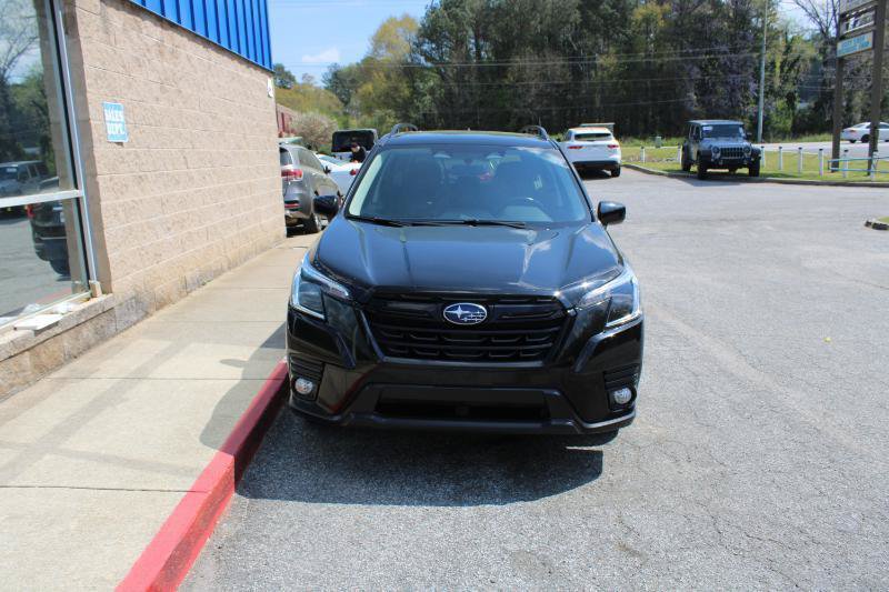 Used 2022 Subaru Forester Premium AWD/4WD image 1