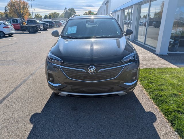 Used 2023 Buick Encore GX Essence w/ Experience Buick Package image 2