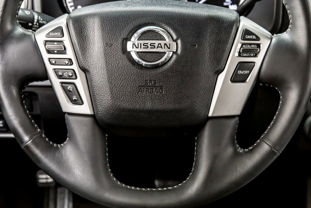 Used 2018 Nissan Titan PRO-4X w/ Pro-4x Convenience Package AWD/4WD image 25