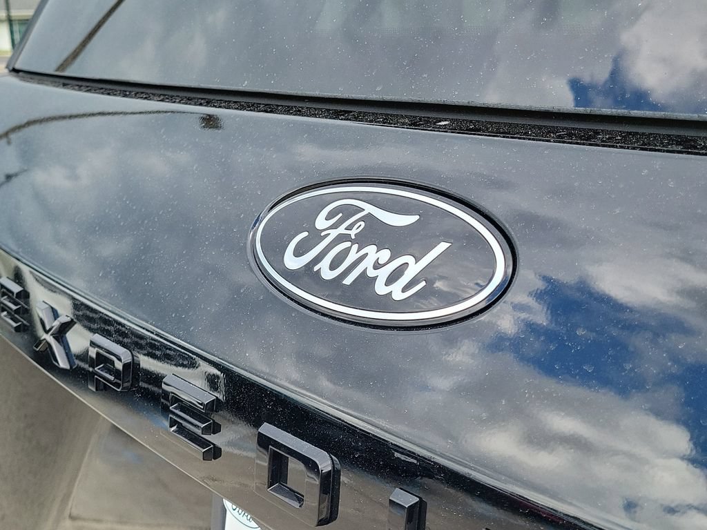 New 2026 Ford Expedition Max Platinum w/ Stealth Appearance Package AWD/4WD image 8