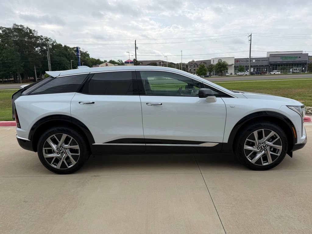 New 2026 Cadillac Optiq Luxury 1 AWD/4WD image 7