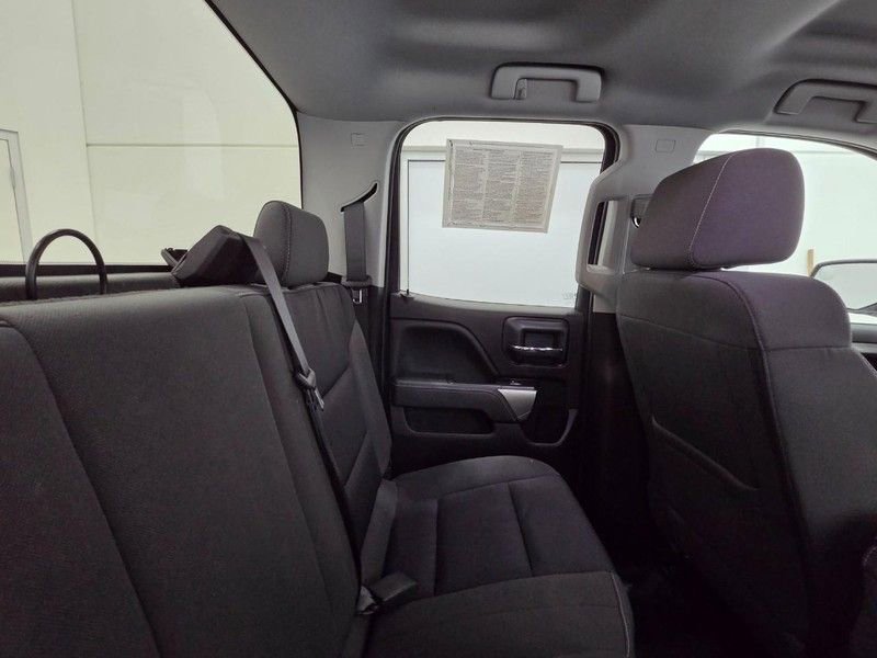 Used 2019 Chevrolet Silverado 1500 LT AWD/4WD image 8