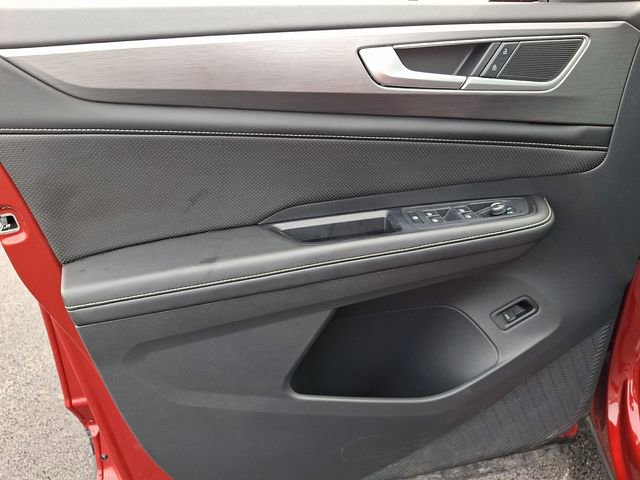 Used 2024 Volkswagen Atlas Cross Sport SE image 15