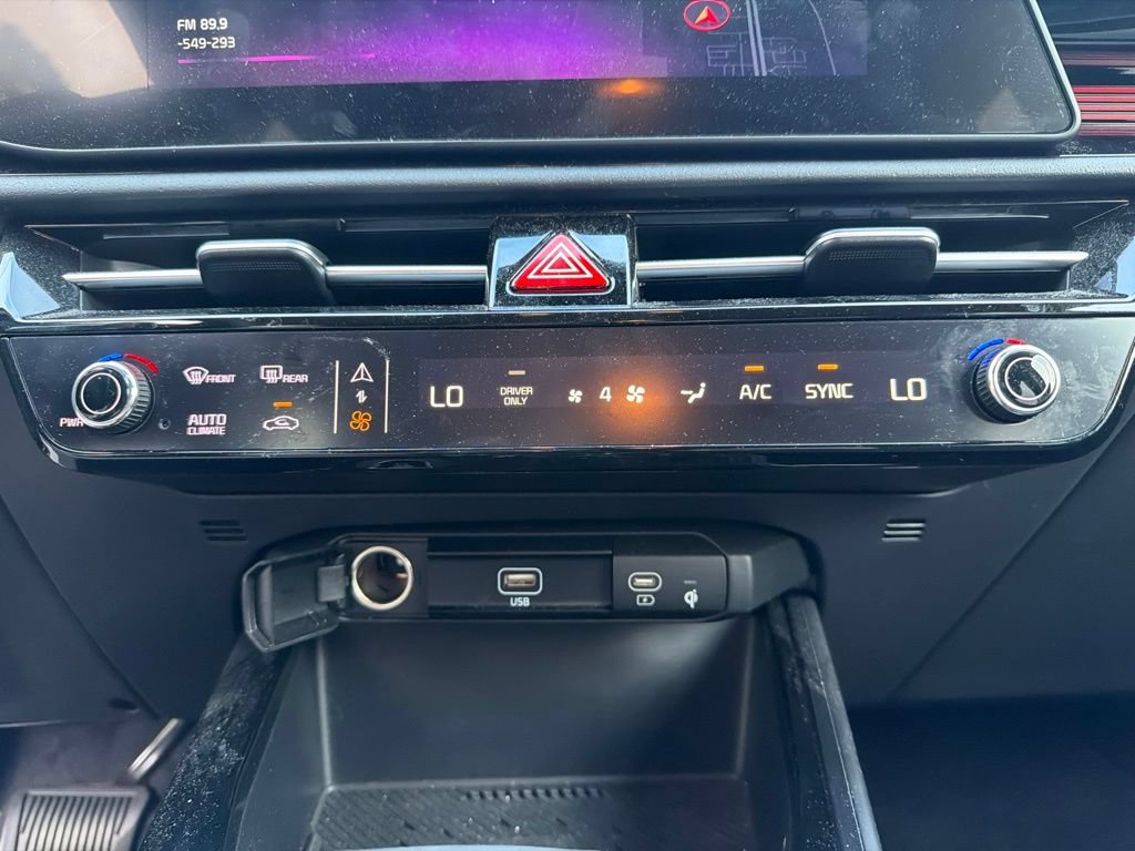 Certified 2025 Kia Niro EX FWD image 15