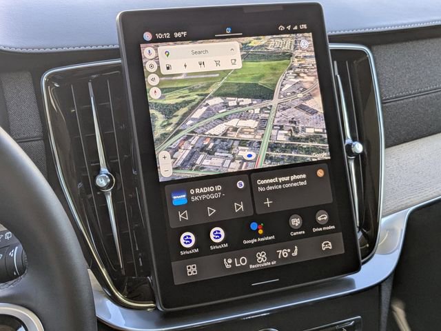 Certified 2025 Volvo XC90 T8 Plus w/ Protection Package Premier image 30