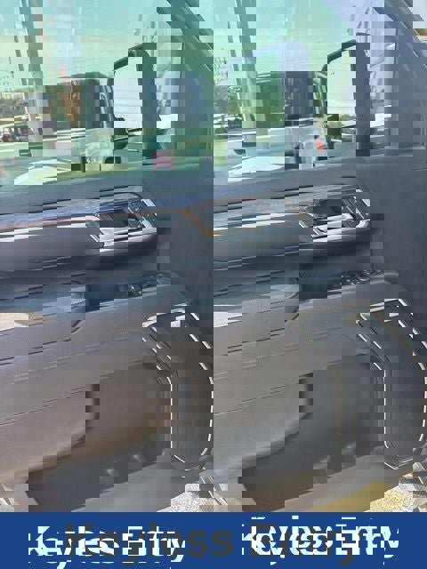 Used 2025 Chevrolet Silverado 2500 LTZ w/ LTZ Plus Package image 21