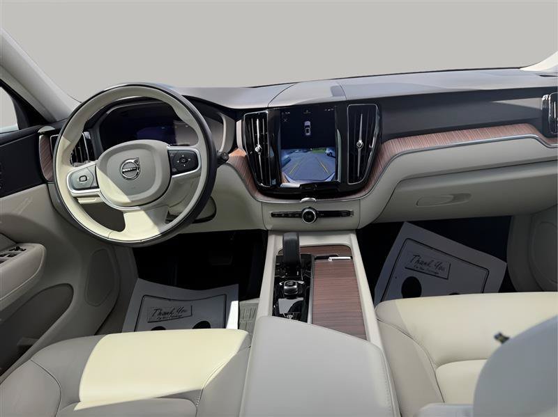Used 2022 Volvo XC60 B5 Momentum w/ Advanced Package AWD/4WD image 28
