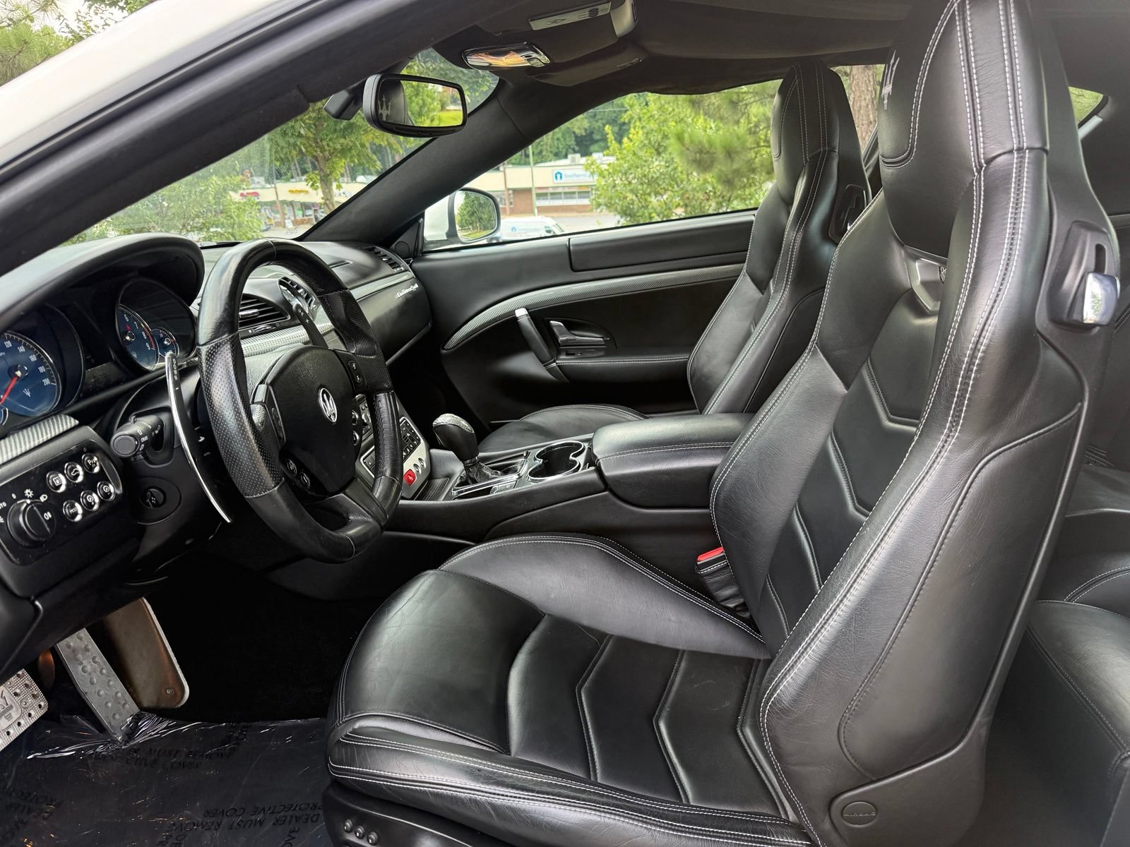 Used 2013 Maserati GranTurismo Sport RWD image 32