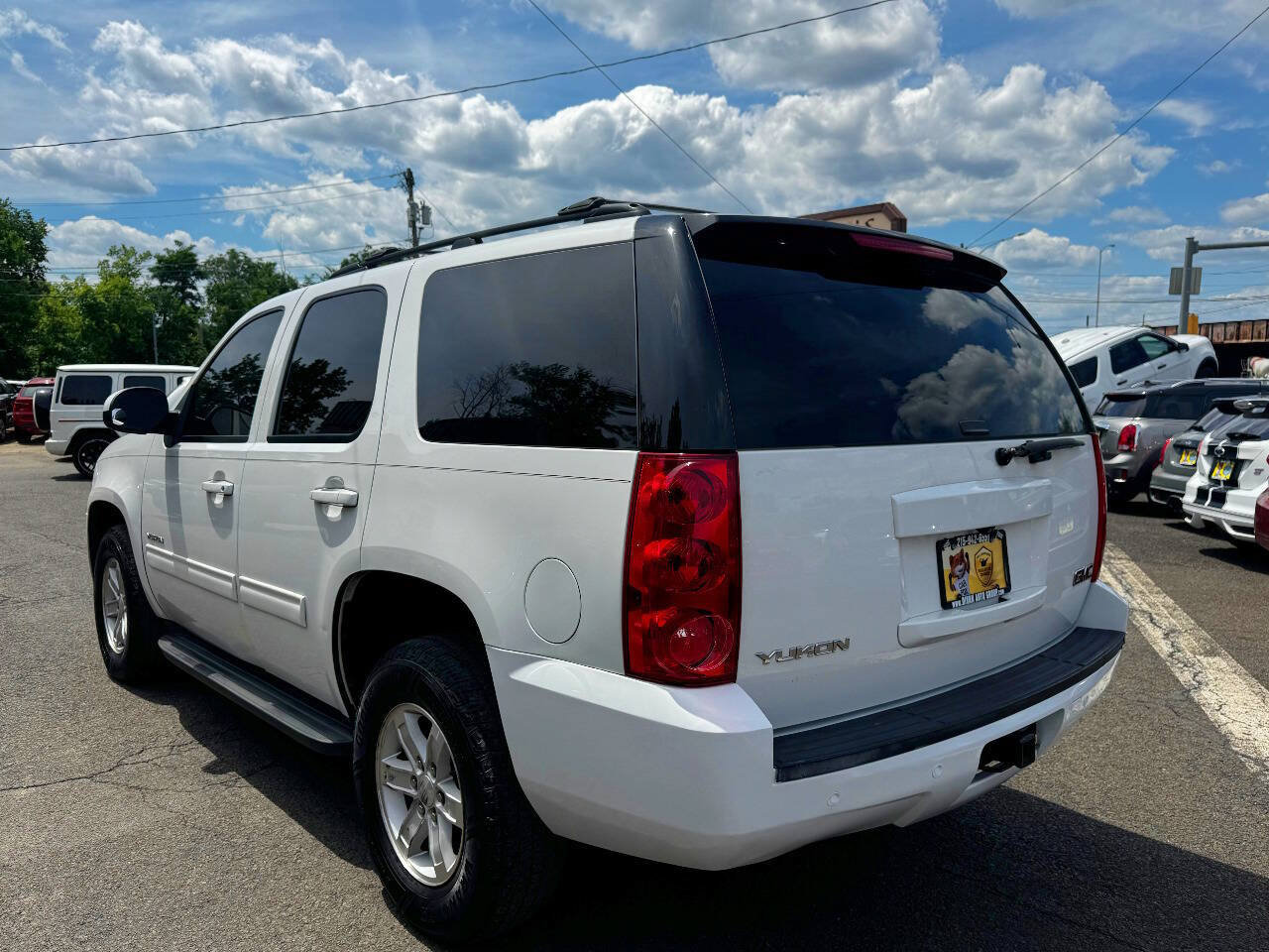 Used 2013 GMC Yukon SLT AWD/4WD image 4