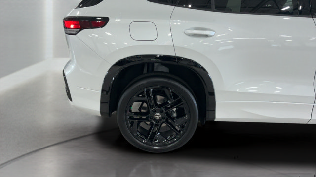 New 2026 Volkswagen Tiguan SE R-Line AWD/4WD image 33