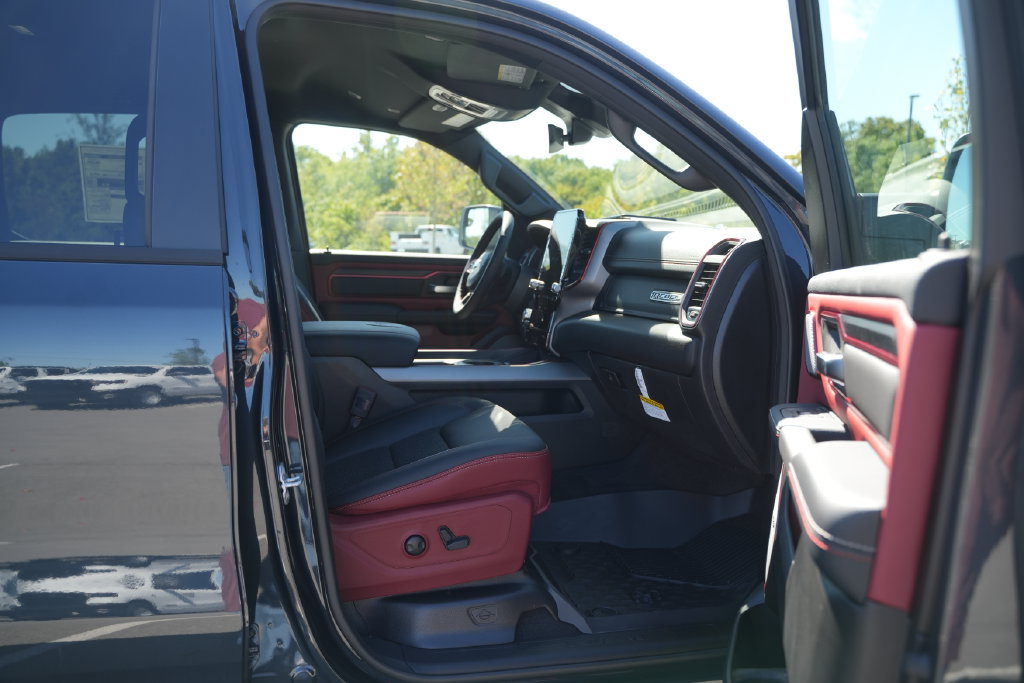 New 2027 RAM 1500 Rebel w/ Rebel Level 2 Equipment Group AWD/4WD image 16