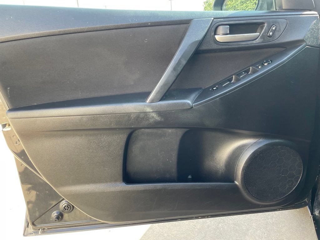 Used 2013 MAZDA MAZDA3 i Sport FWD image 17
